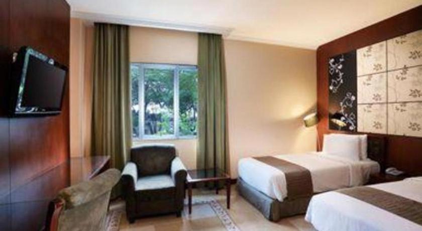 Ipb Convention Hotel Botani Square Bogor Exterior foto